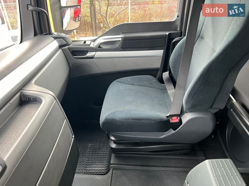 Тягач MAN 18.403 2013 в Хусте