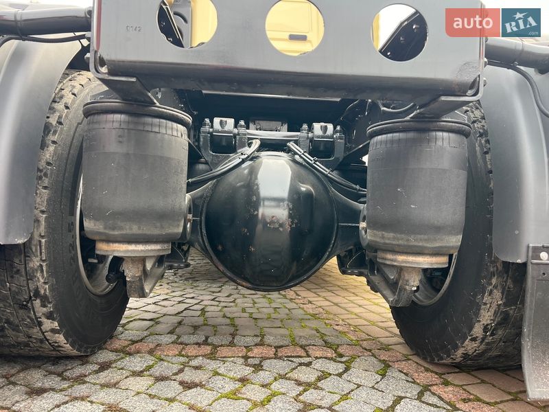 Тягач MAN 18.403 2013 в Хусте