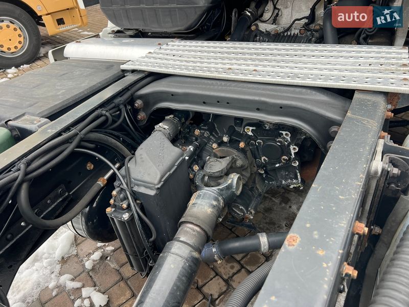 Тягач MAN 18.403 2008 в Хусті