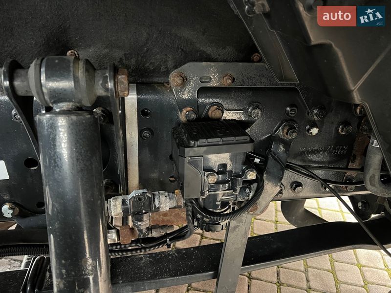 Тягач MAN 18.403 2008 в Хусті