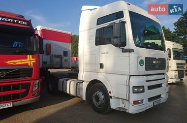 Тягач MAN 18.413 2004 в Івано-Франківську