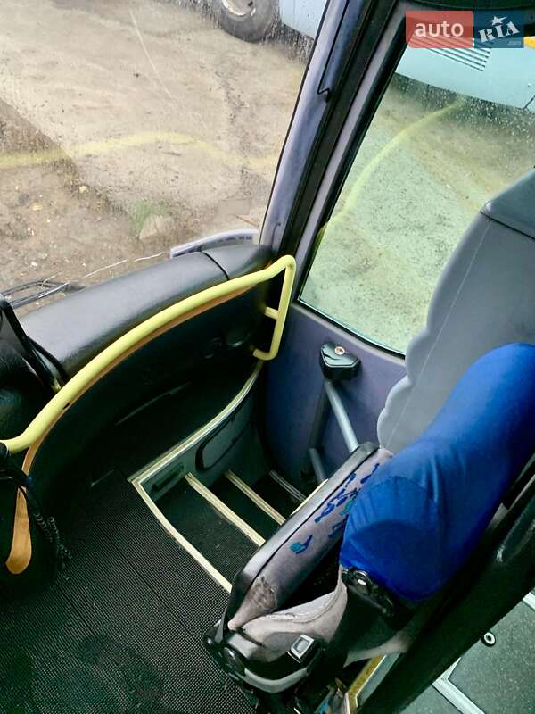 Туристический / Междугородний автобус MAN 18.420 1998 в Броварах