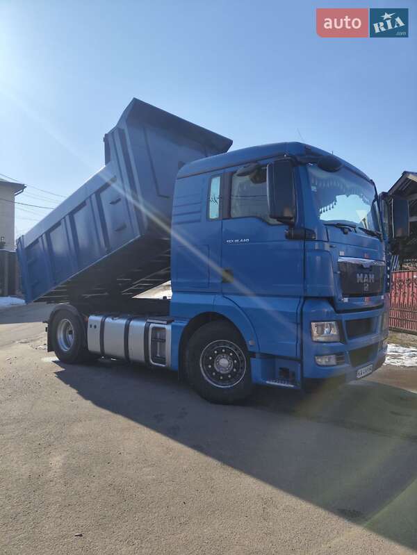 Самосвал MAN 18.440 2011 в Киеве