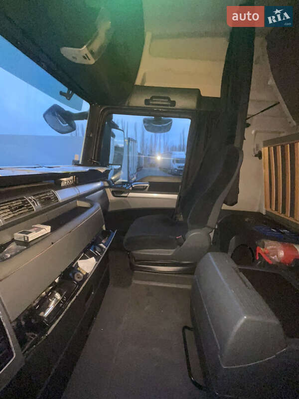 Тягач MAN 18.440 2012 в Києві