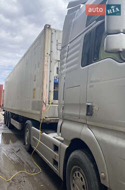 Тягач MAN 18.463 2002 в 