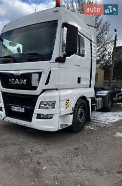 Контейнеровоз MAN 18.480 2015 в 
