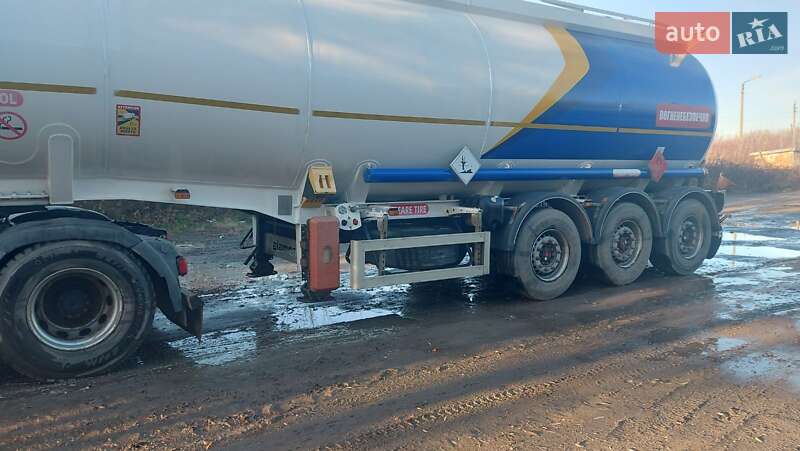 Тягач MAN 18.480 2012 в Кременці