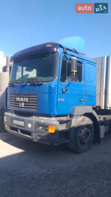 Тягач MAN 19.364 2000 в 