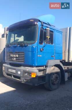 Тягач MAN 19.364 2000 в 