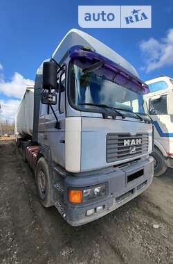 Тягач MAN 19.414 2000 в 