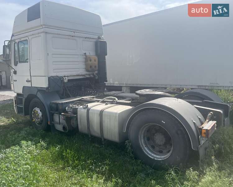 Тягач MAN 19.463 2000 в Дніпрі
