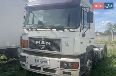 Тягач MAN 19.463 2000 в 