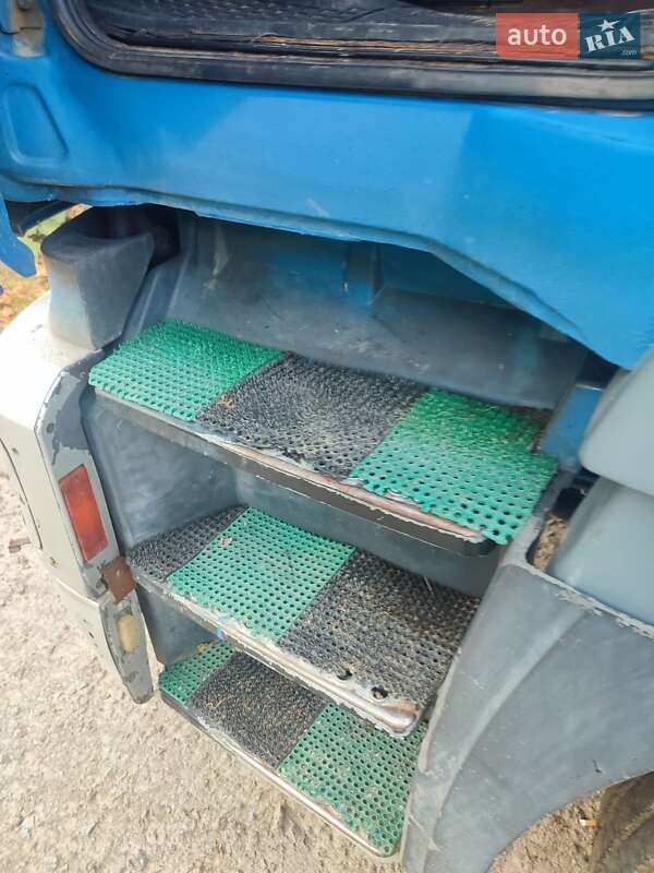 Тягач MAN 19.463 1996 в Тячеве