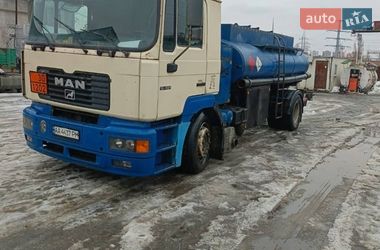 Бензовоз MAN 19.463 2000 в Києві