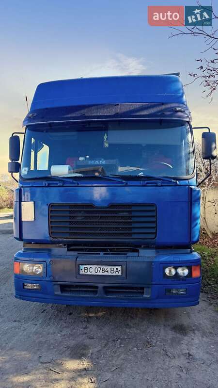 Тентований MAN 23.414 2000 в Стрию