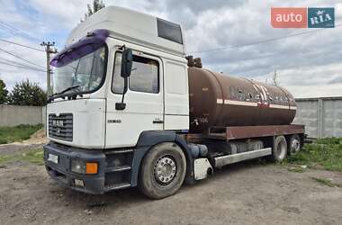 Цистерна MAN 23.414 2001 в Києві