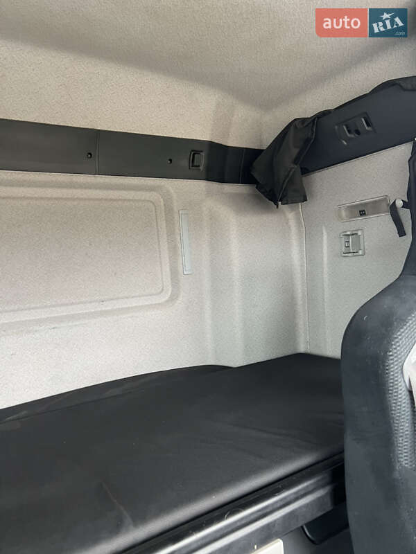 Кран-маніпулятор MAN 26.293 2011 в Коломиї