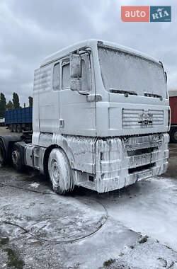 Тягач MAN 26.410 2001 в 