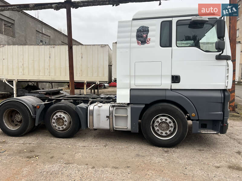 Тягач MAN 26.410 2001 в Одессе