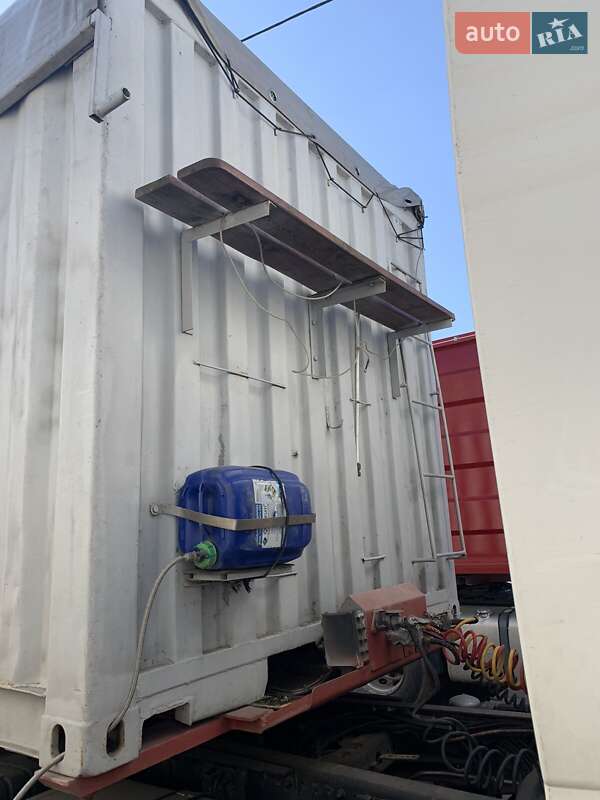 Зерновоз MAN 26.413 2002 в Жашківу