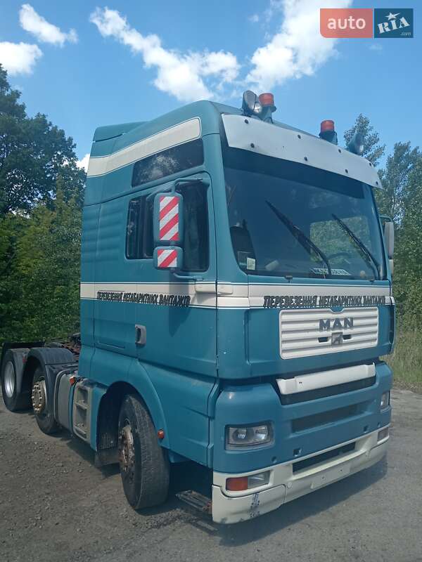 Тягач MAN 26.413 2002 в Києві