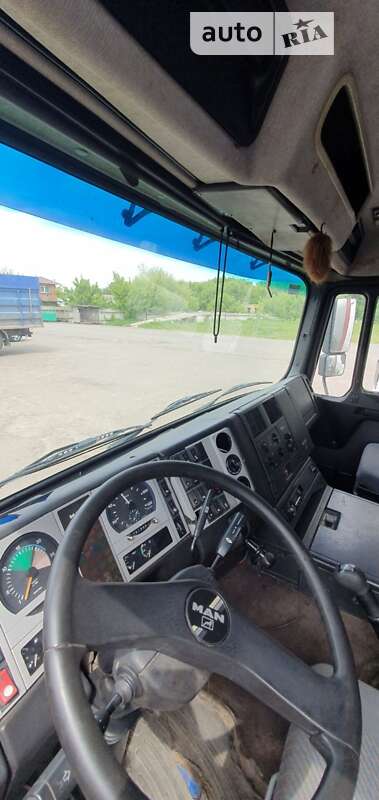 Зерновоз MAN 26.414 2000 в Диканьці