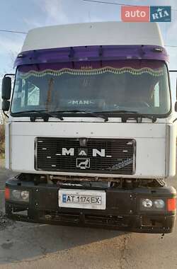 Контейнеровоз MAN 26.414 2000 в 