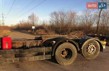 Контейнеровоз MAN 26.414 2000 в 