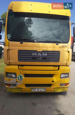 Контейнеровоз MAN 26.430 2005 в Дніпрі