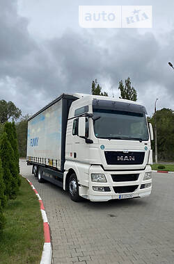 Вантажний фургон MAN 26.440 2013 в Чернівцях