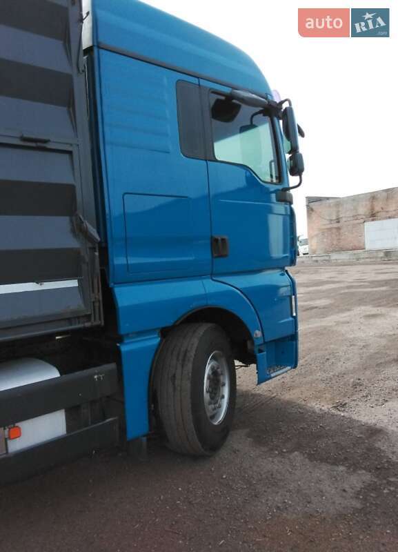 Контейнеровоз MAN 26.440 2007 в Дніпрі