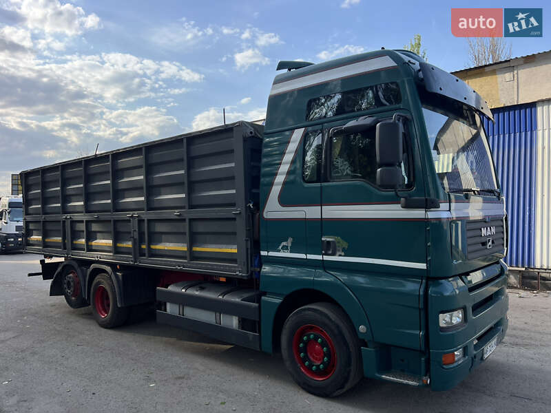 Контейнеровоз MAN 26.460 2003 в Днепре фото Контейнеровоз MAN 26.460 2003 в Днепре