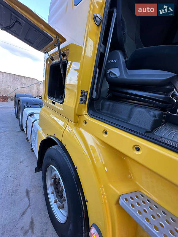 Тягач MAN 26.480 2011 в Івано-Франківську