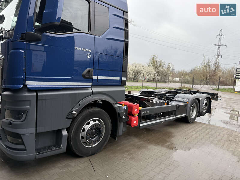 Контейнеровоз MAN 26.530 2022 в Черновцах