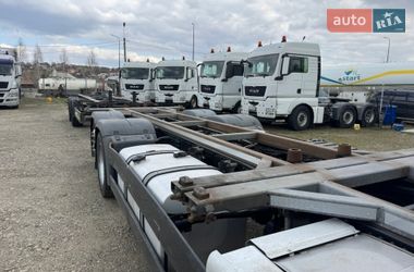 Контейнеровоз MAN 26 2020 в Черновцах
