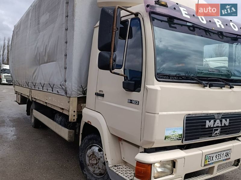 Вантажний фургон MAN 8.163 2000 в Кам'янець-Подільському