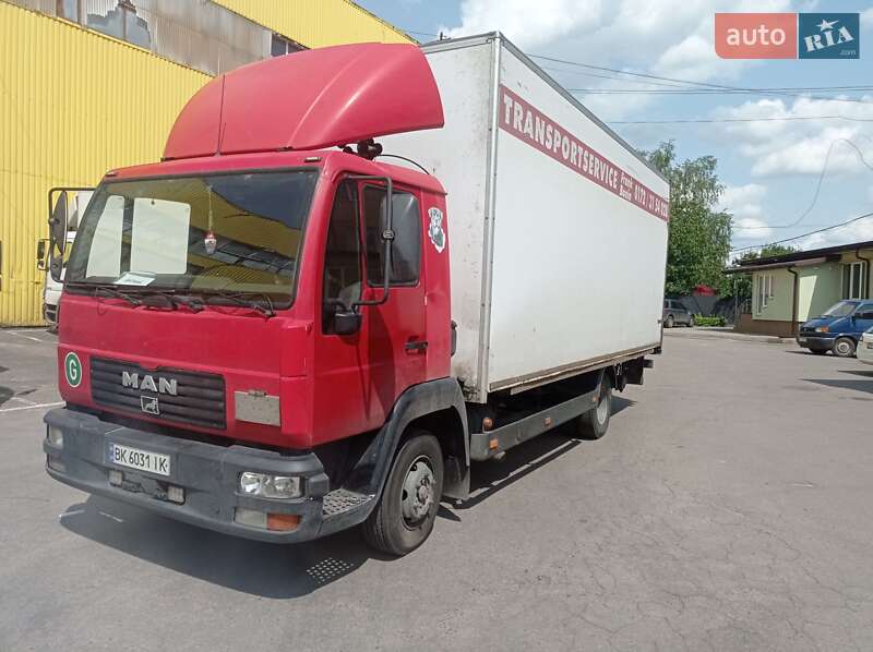 Грузовой фургон MAN 8.180 2003 в 