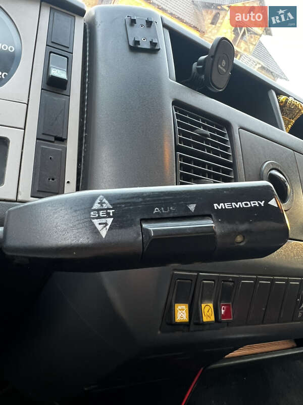 Тентованый MAN 8.180 2004 в Черновцах