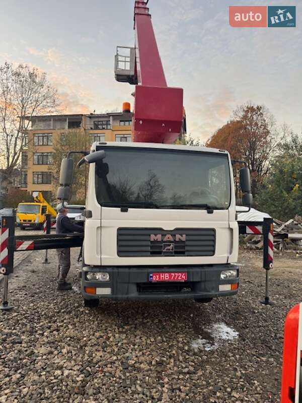Автовышка MAN 8.180 2008 в Черновцах фото 9 Автовышка MAN 8.180 2008 в Черновцах