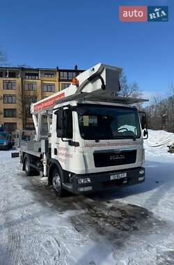 Автовышка MAN 8.180 2014 в Черновцах