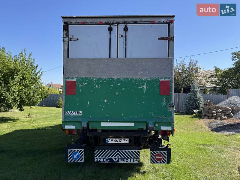 Вантажний фургон MAN 8.185 2004 в Дніпрі фото 4 Вантажний фургон MAN 8.185 2004 в Дніпрі