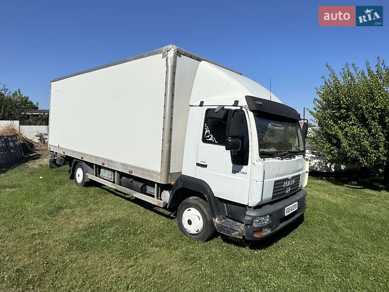 Вантажний фургон MAN 8.185 2004 в Дніпрі фото 7 Вантажний фургон MAN 8.185 2004 в Дніпрі