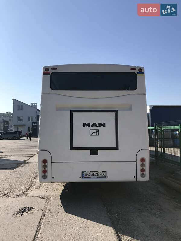 Приміський автобус MAN A91 2007 в Львові