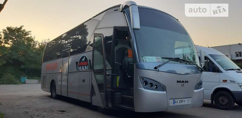 Туристичний / Міжміський автобус MAN Ayats 2006 в Харкові
