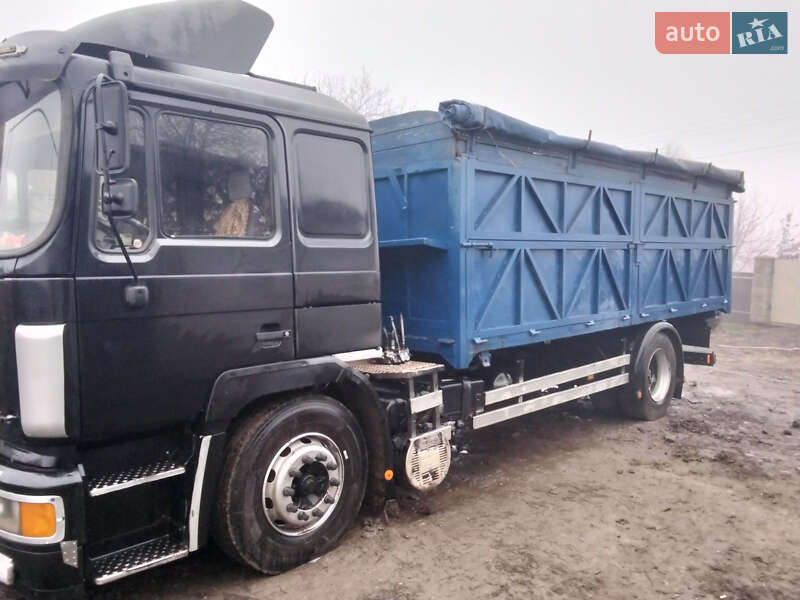 Самоскид MAN Comandor 2001 в Хмельницькому