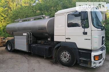 Цистерна MAN F 2000 1996 в Львове