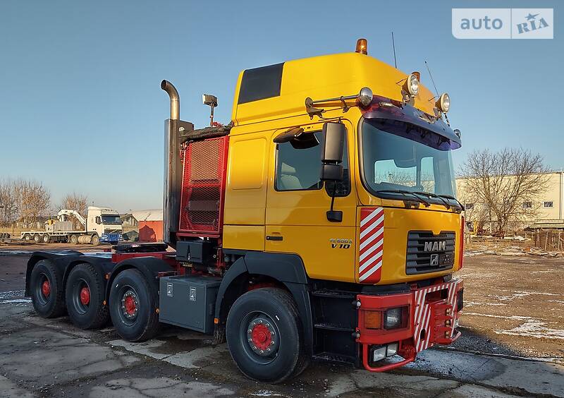 Тягач MAN F 2000 2001 в 