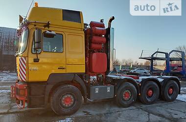 Тягач MAN F 2000 2001 в 