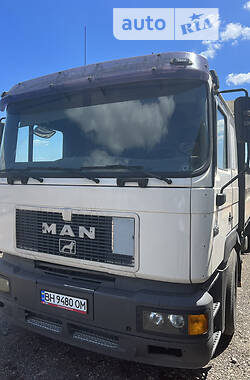 Кран-манипулятор MAN F 2000 1998 в 