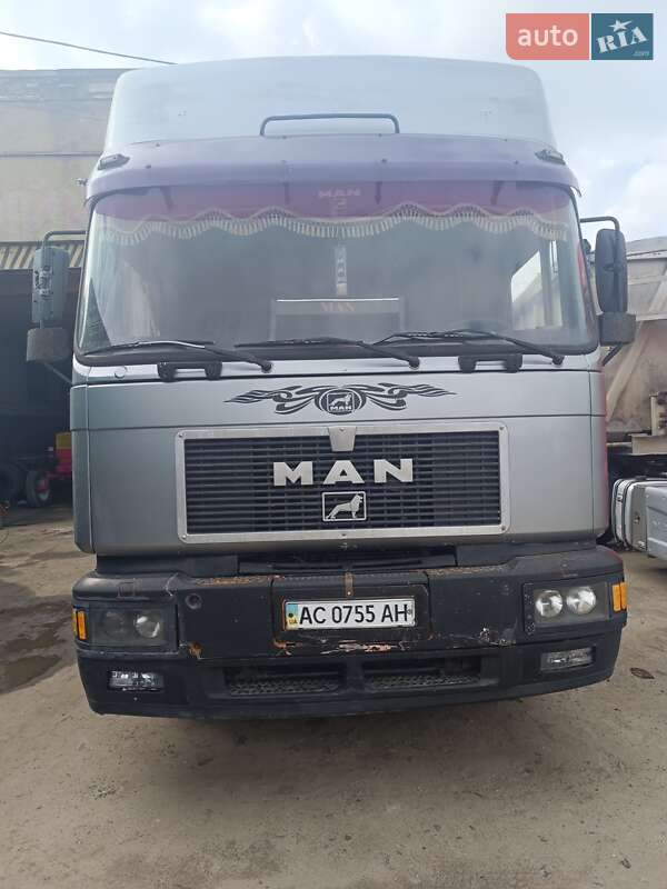 Тягач MAN F 2000 1996 в 